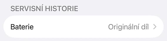 Výřez z Nastavení iPhonu: u položky Baterie je uvedeno „Originální díl“.